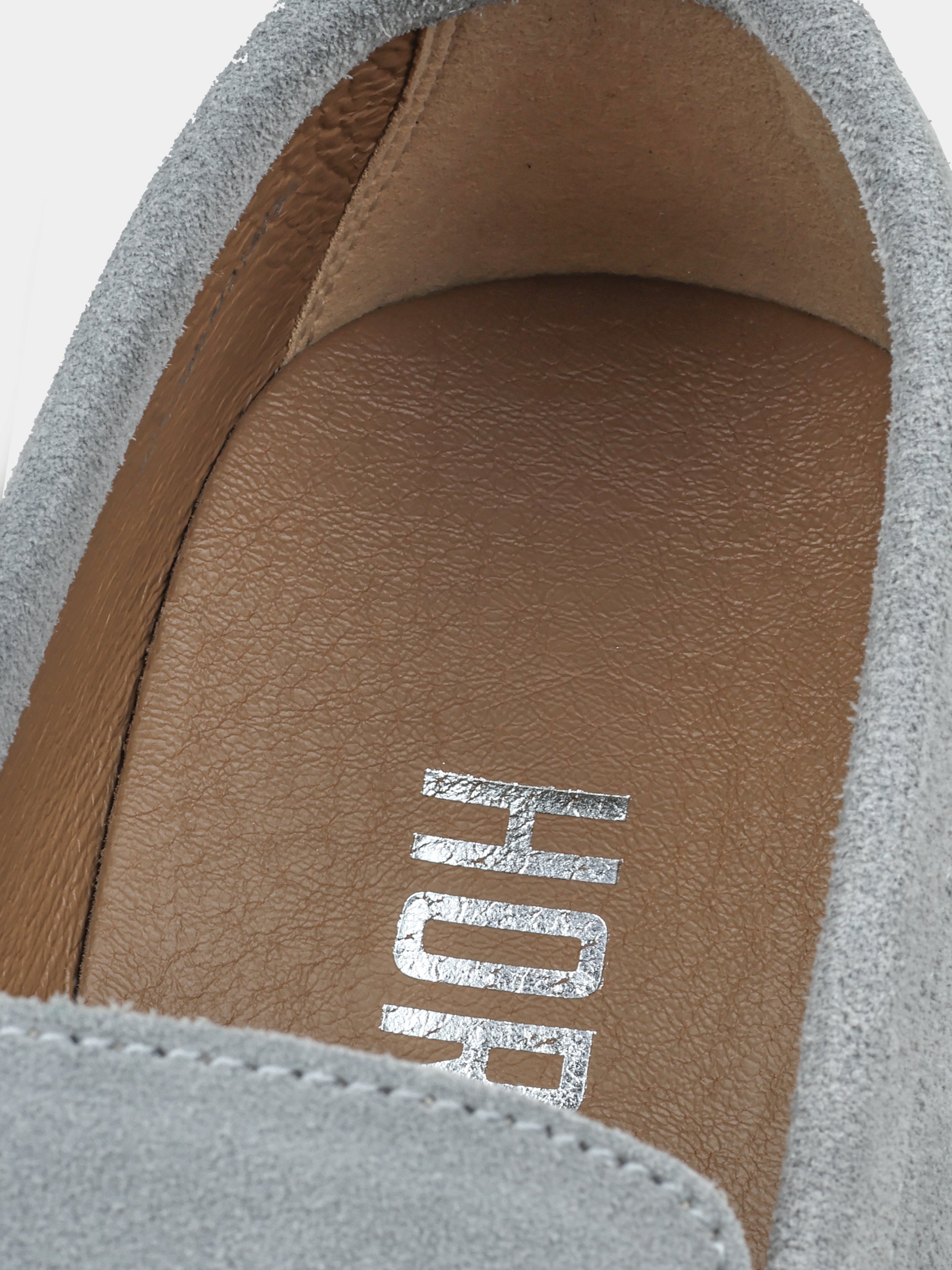 Szare Zamszowe Loafersy Fenda