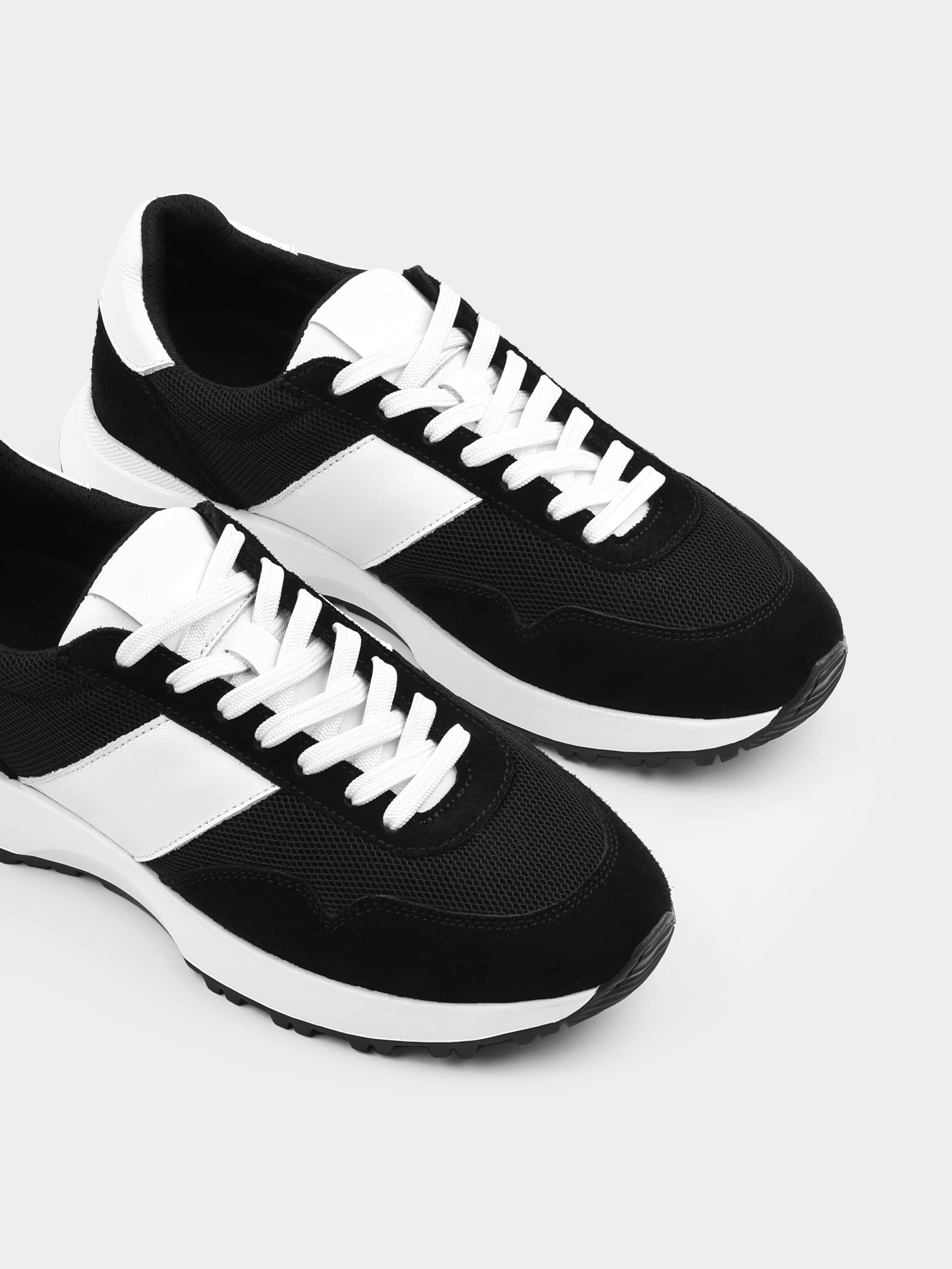 Czarno-Białe Zamszowe Sneakersy Lasciare