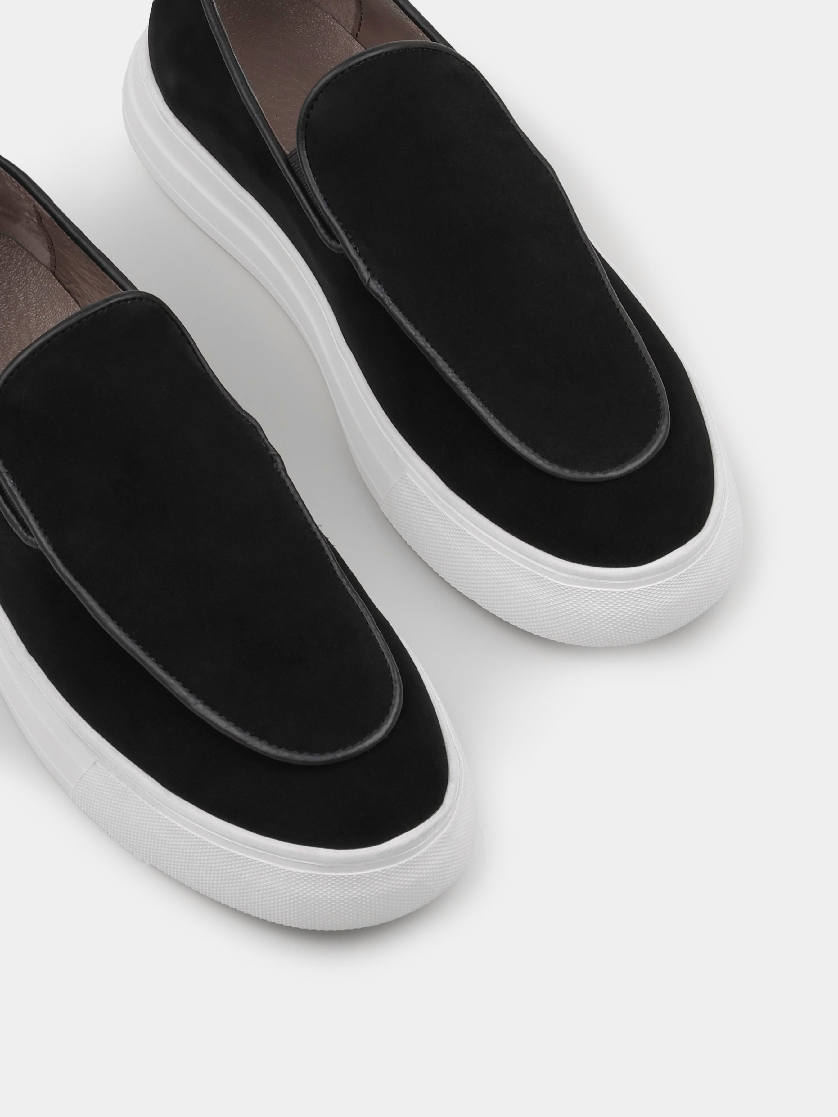 Czarno-Białe Zamszowe Loafersy Oscuro